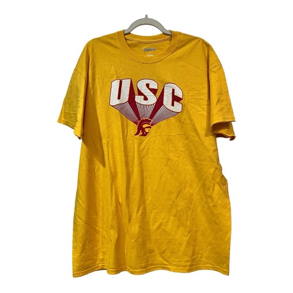 Captivating Men's X Large USC Trojans Gold /Yellow Retro T-Shirt NWOT - Picture 2 of 7